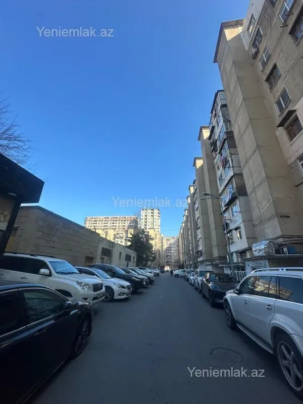 Satılır 3 otaqlı köhnə tikili 60 m²