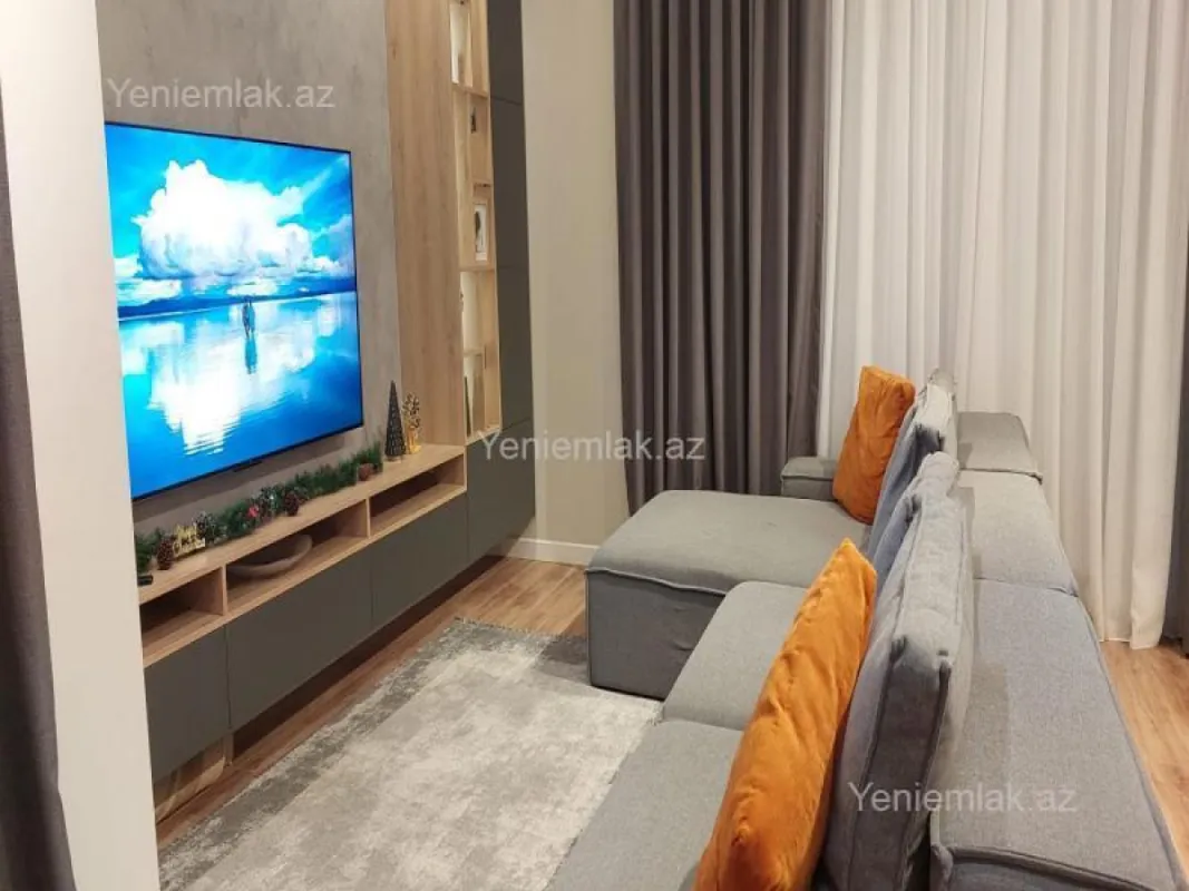 Satılır 3 otaqlı yeni tikili 130 m²