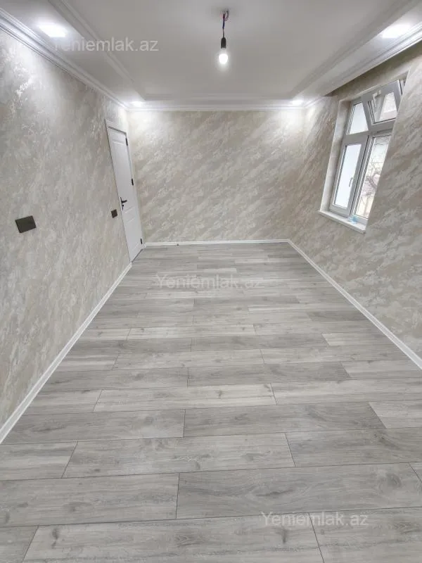 Satılır 1 otaqlı köhnə tikili 30 m²