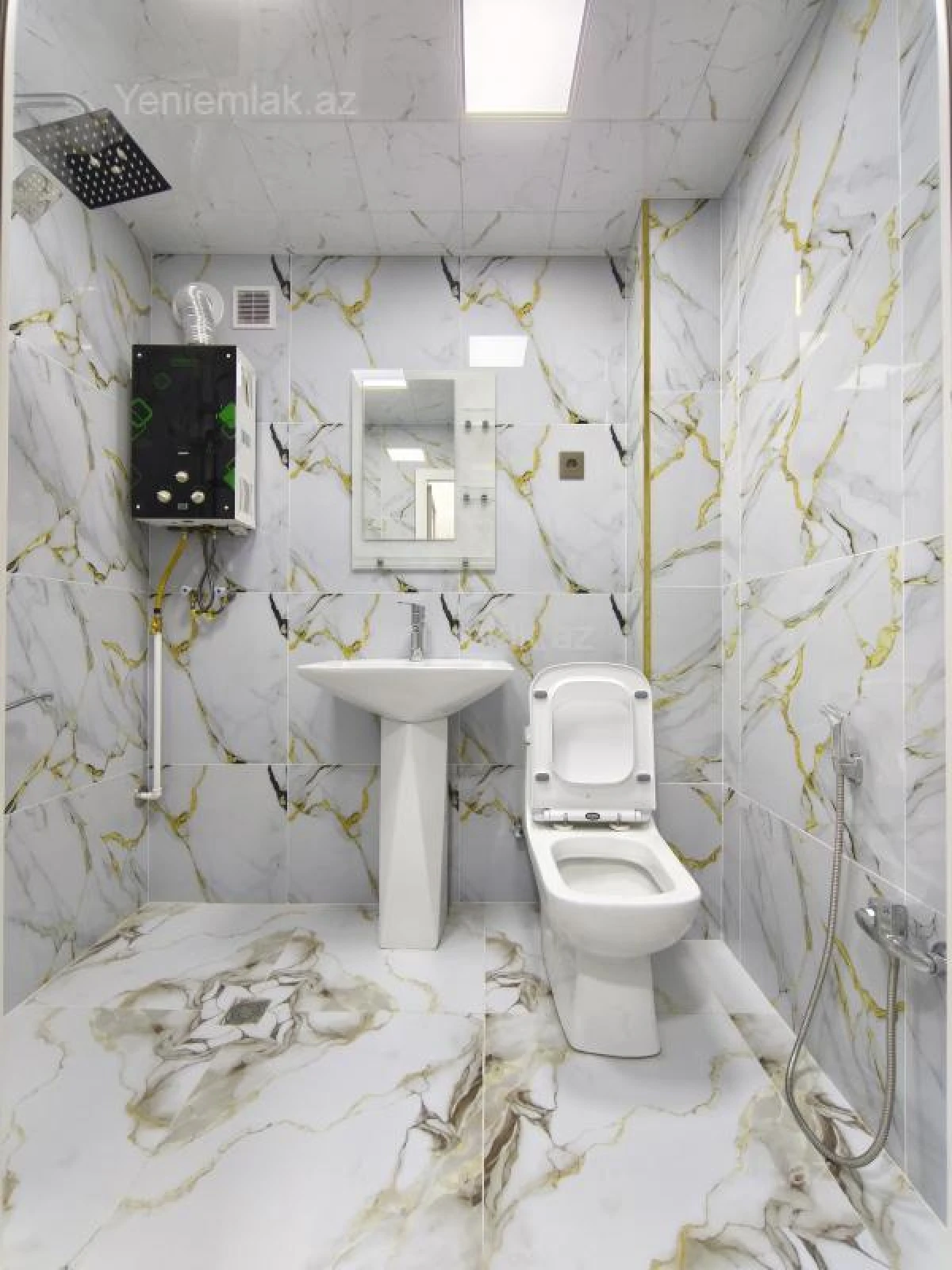 Satılır 1 otaqlı köhnə tikili 30 m²