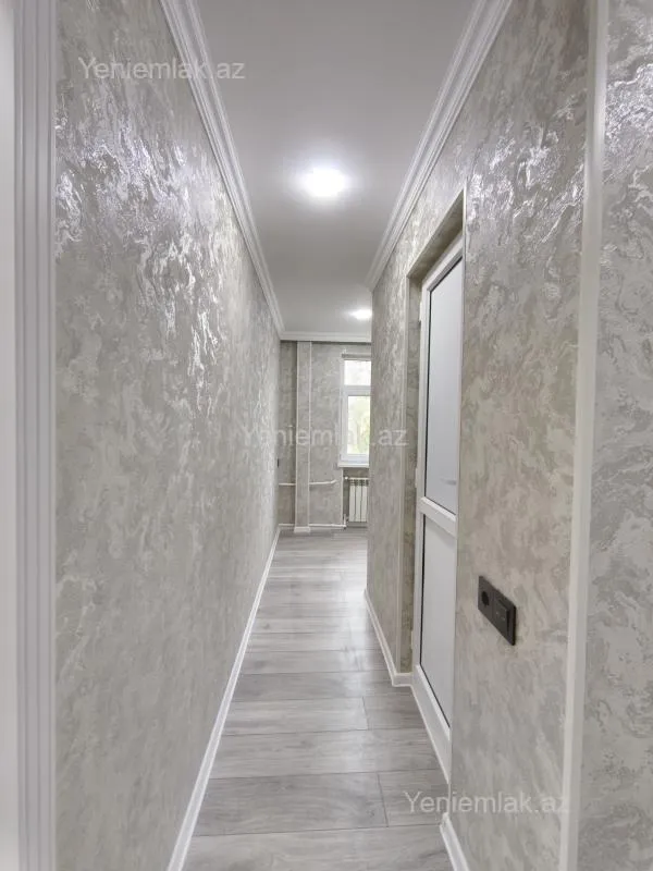 Satılır 1 otaqlı köhnə tikili 30 m²