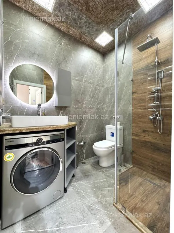 Satılır 2 otaqlı yeni tikili 55 m²