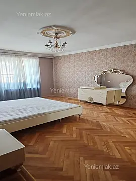 Satılır 2 otaqlı köhnə tikili 60 m²