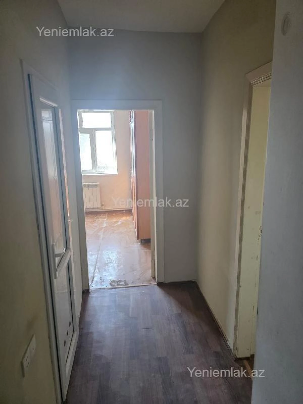 Satılır 3 otaqlı köhnə tikili 70 m²