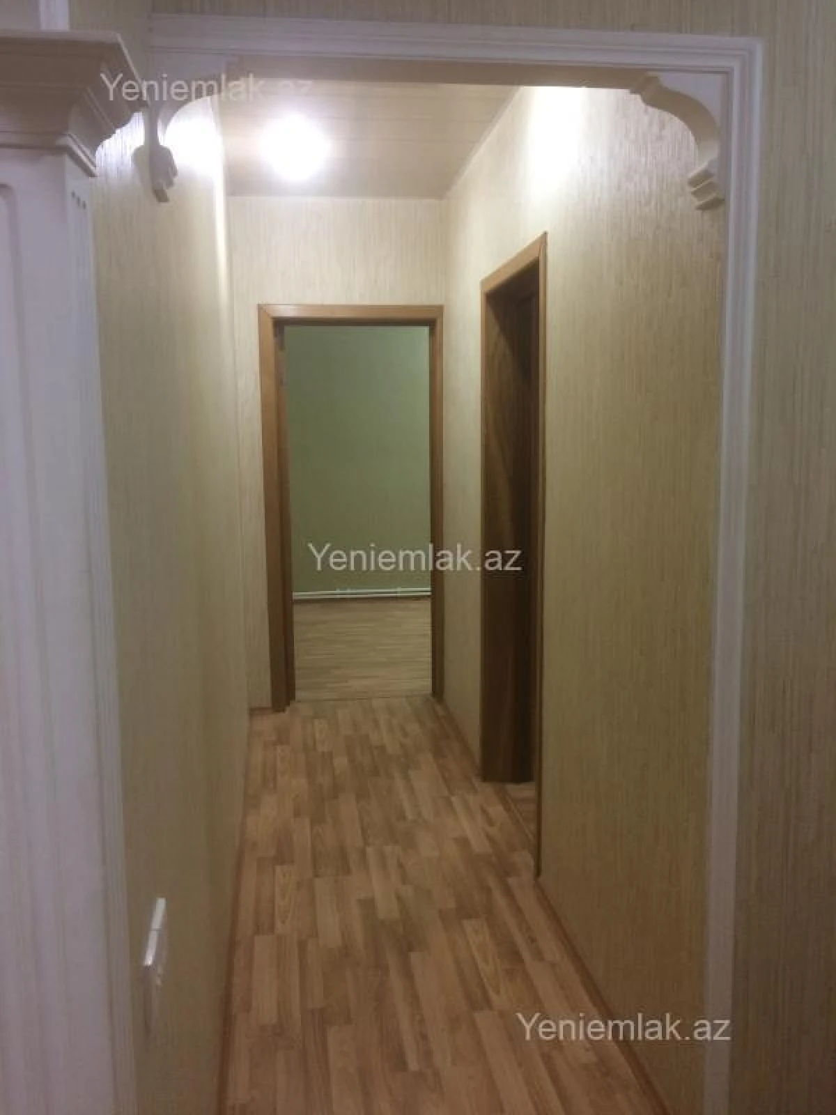 Satılır 4 otaqlı köhnə tikili 90 m²