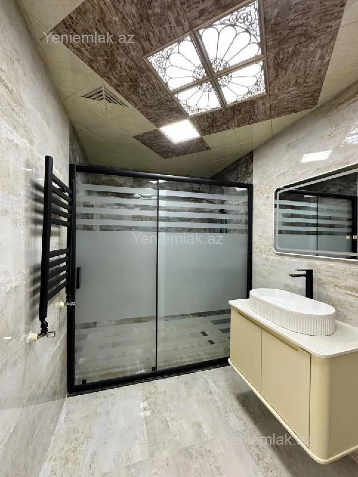 Satılır 3 otaqlı yeni tikili 105 m²