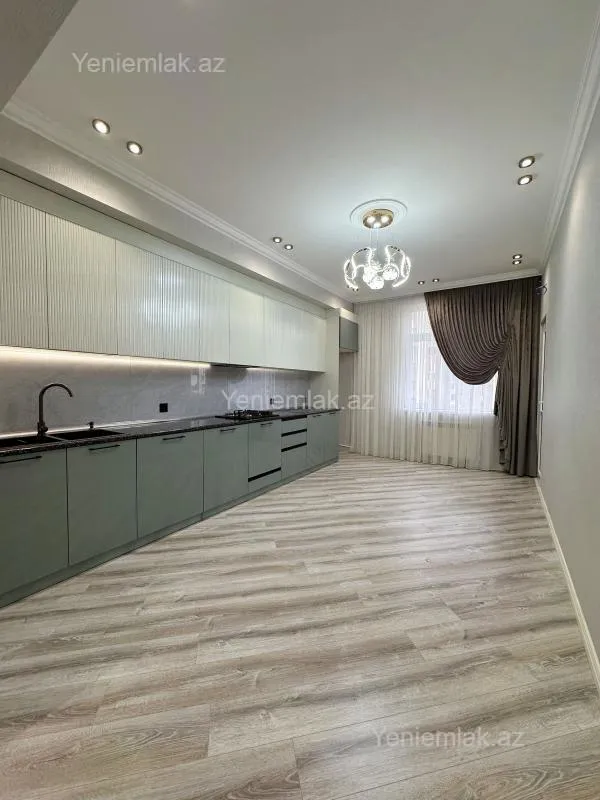 Satılır 3 otaqlı yeni tikili 105 m²