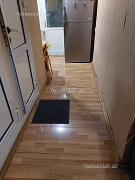 Satılır 2 otaqlı köhnə tikili 60 m²