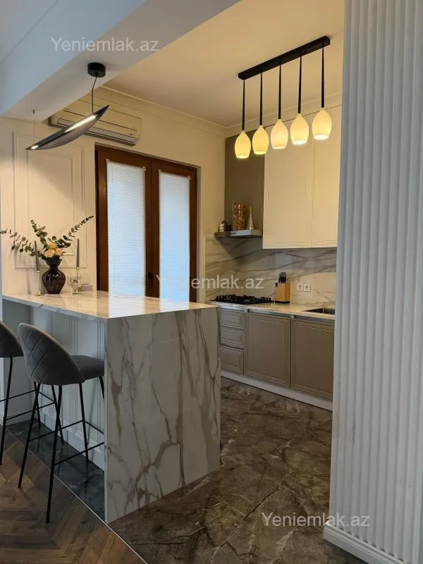 Satılır 3 otaqlı yeni tikili 89.5 m²