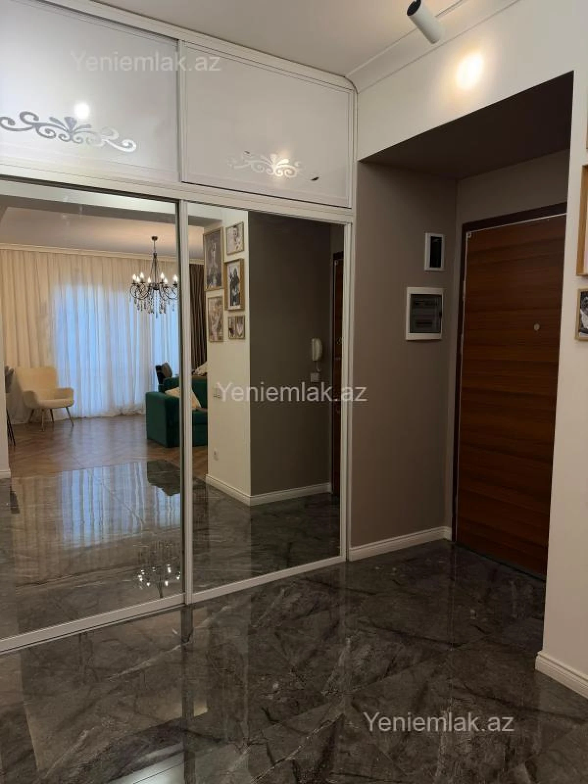 Satılır 3 otaqlı yeni tikili 89.5 m²