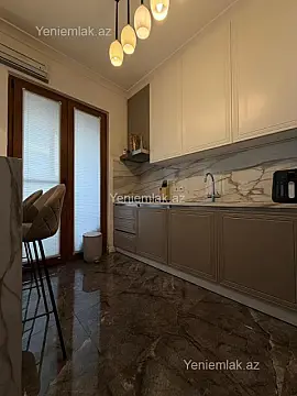 Satılır 3 otaqlı yeni tikili 89.5 m²