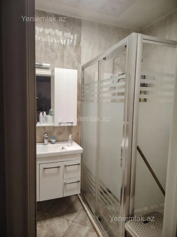 Satılır 2 otaqlı yeni tikili 63 m²