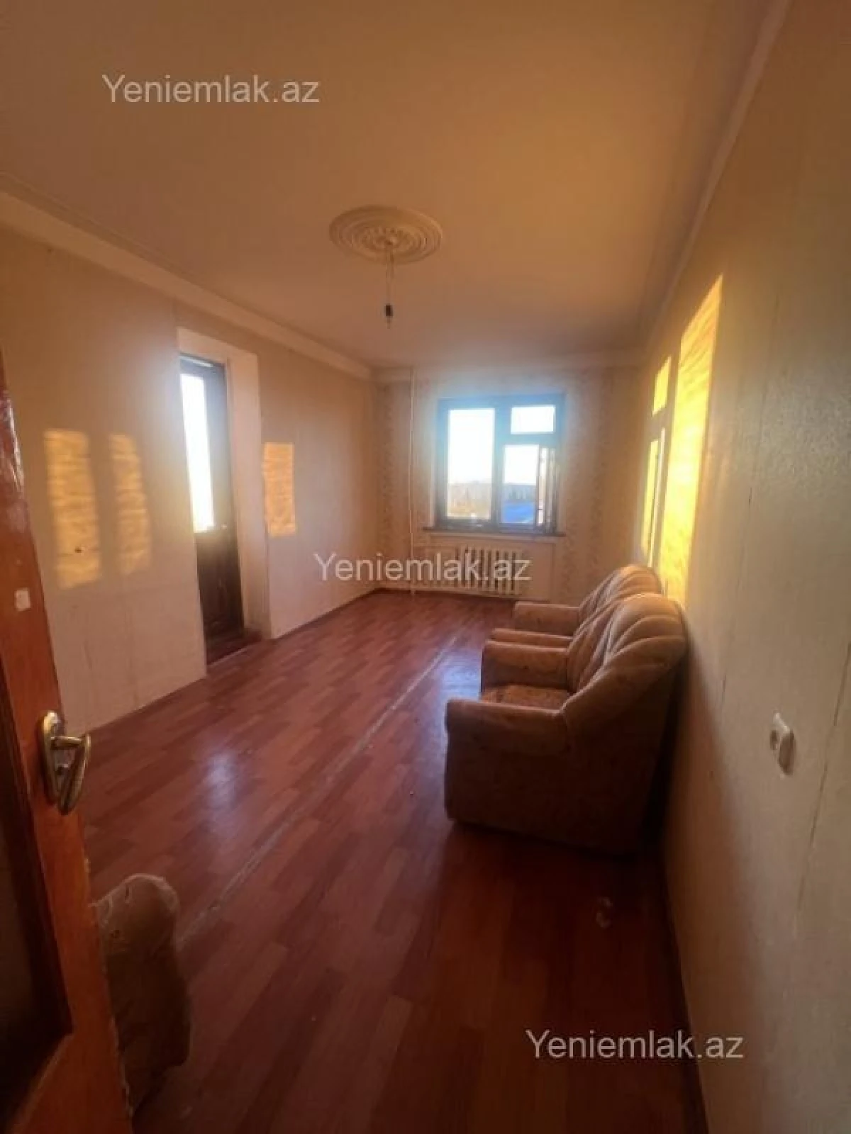 Satılır 5 otaqlı köhnə tikili 110 m²