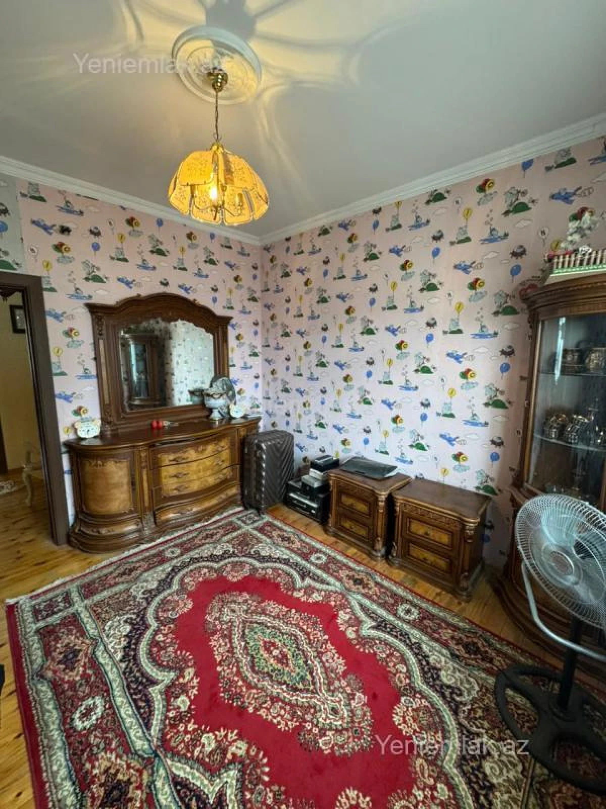 Satılır 5 otaqlı həyət evi 240 m²