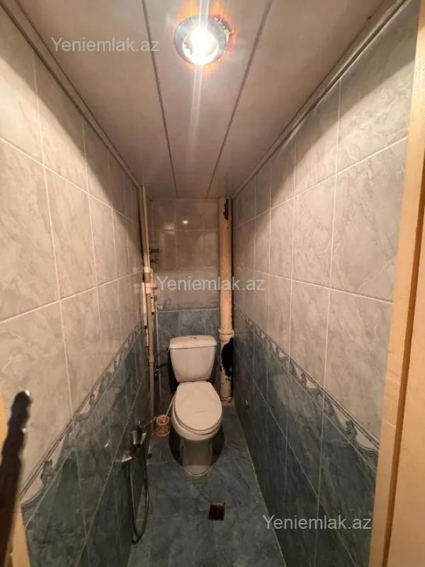 Satılır 3 otaqlı köhnə tikili 85 m²