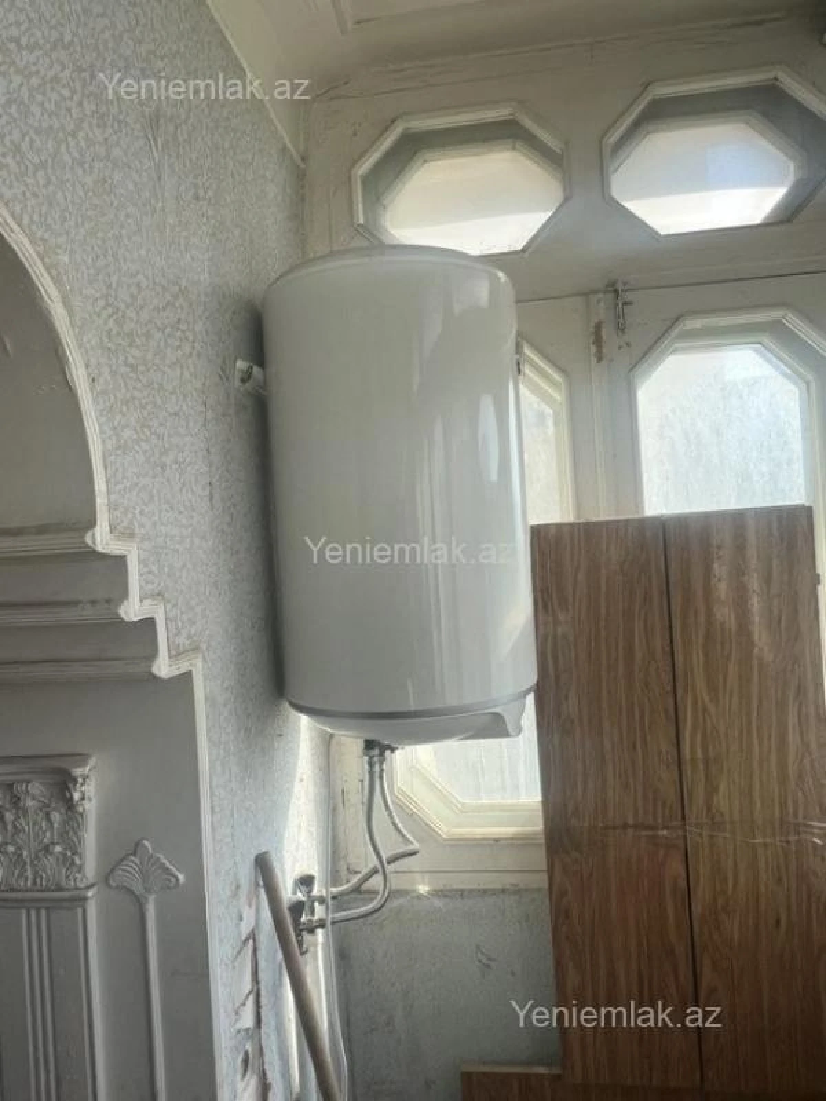 Satılır 3 otaqlı köhnə tikili 85 m²