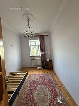 Satılır 4 otaqlı həyət evi 140 m²