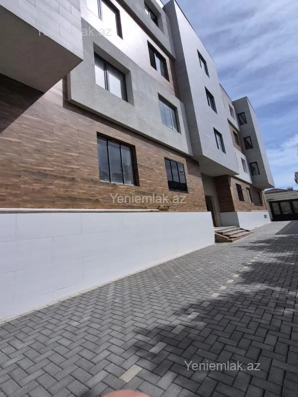 Satılır 2 otaqlı yeni tikili 68 m²