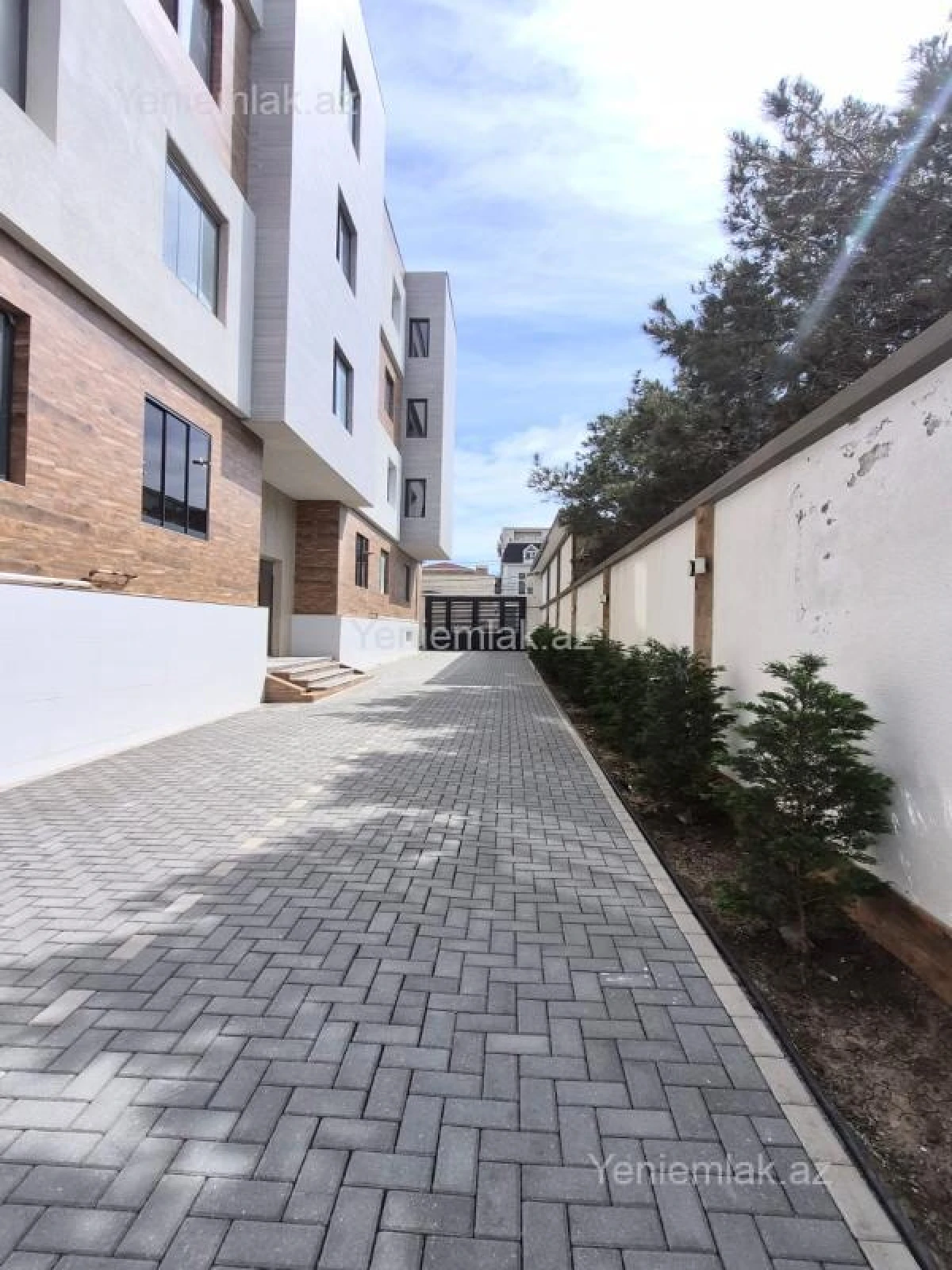 Satılır 2 otaqlı yeni tikili 68 m²