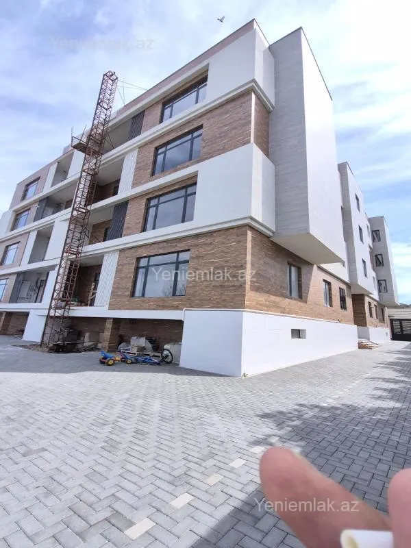 Satılır 2 otaqlı yeni tikili 68 m²