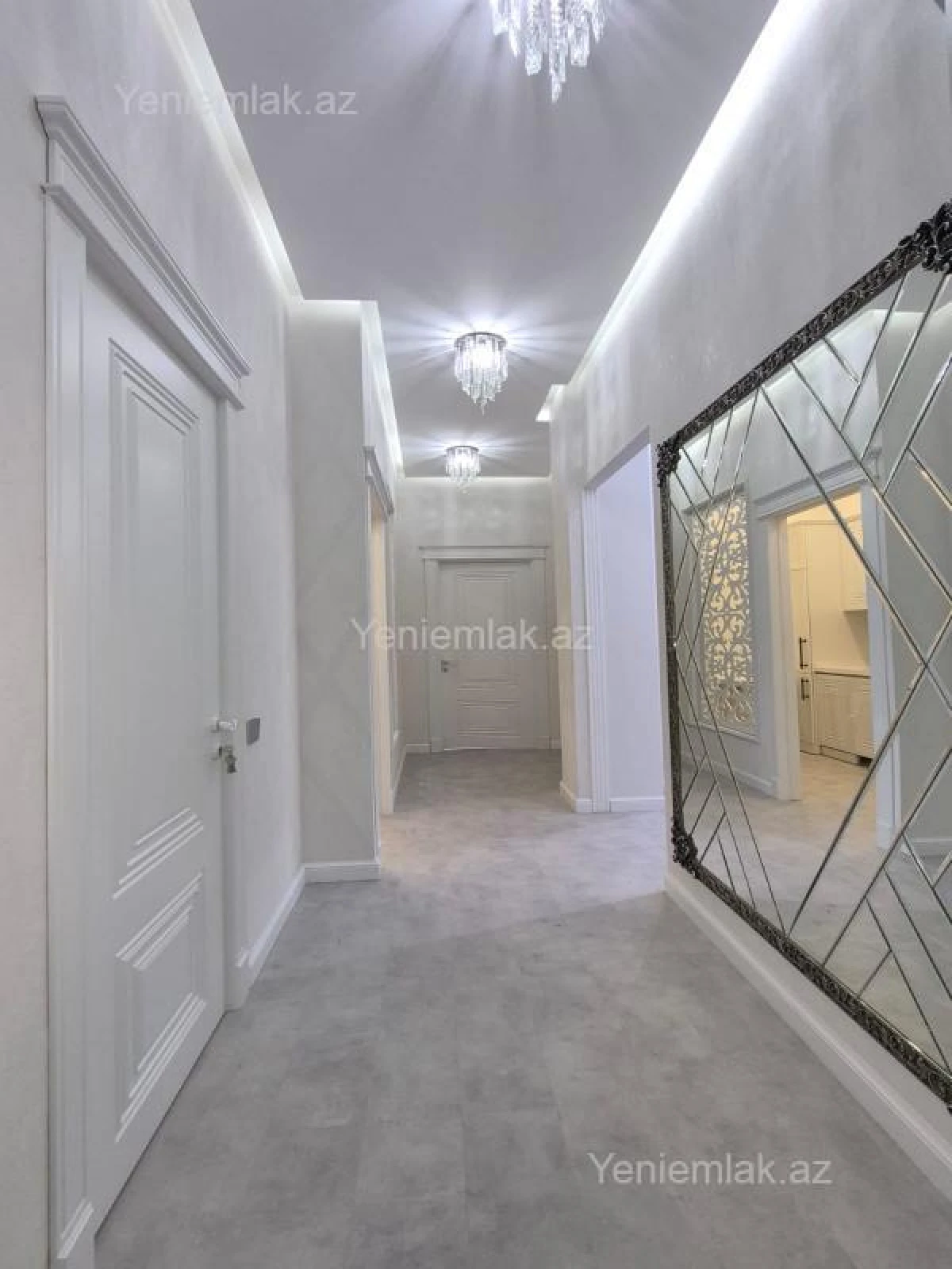 Satılır 2 otaqlı yeni tikili 68 m²