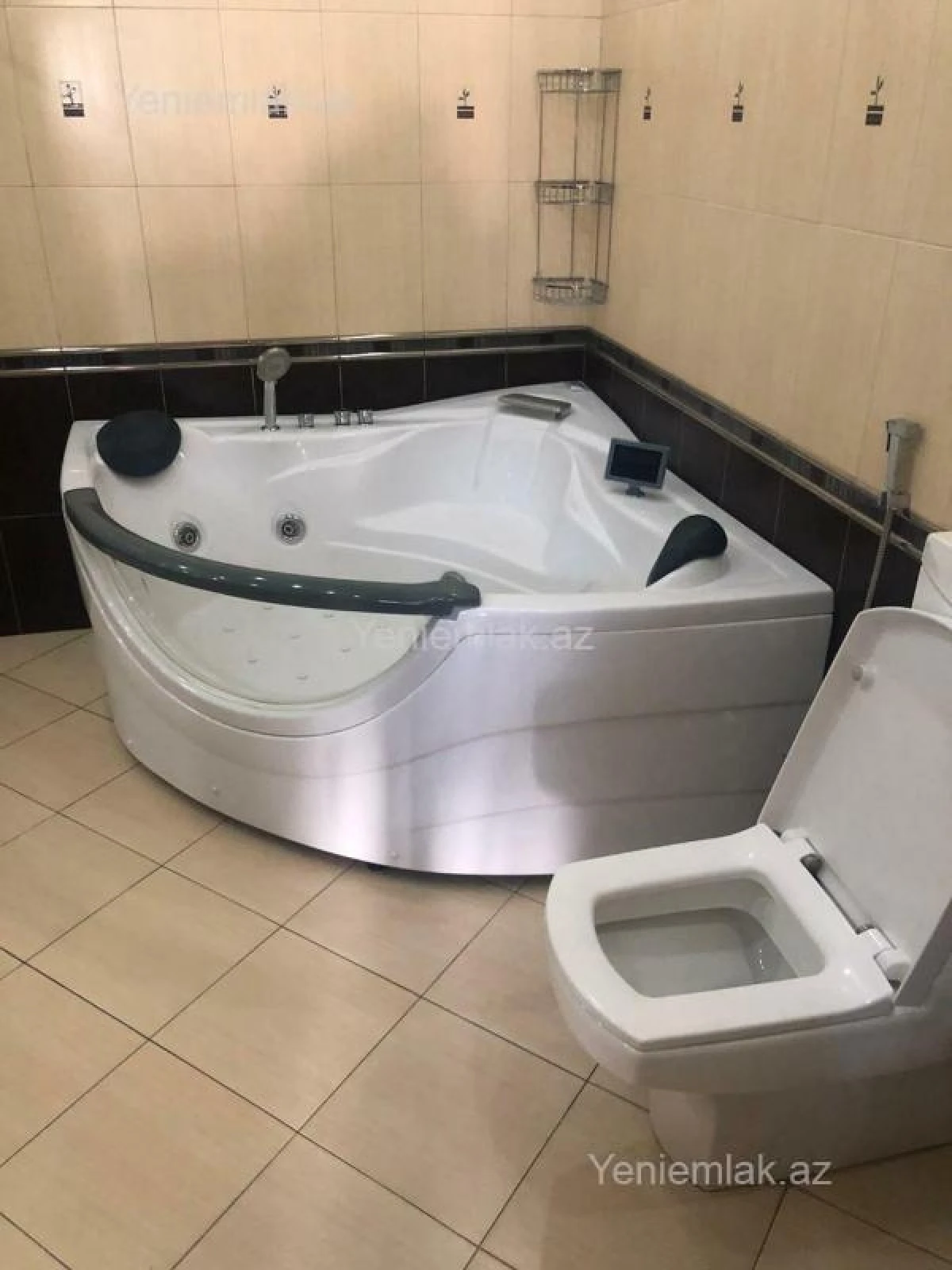 Satılır 4 otaqlı yeni tikili 220 m²