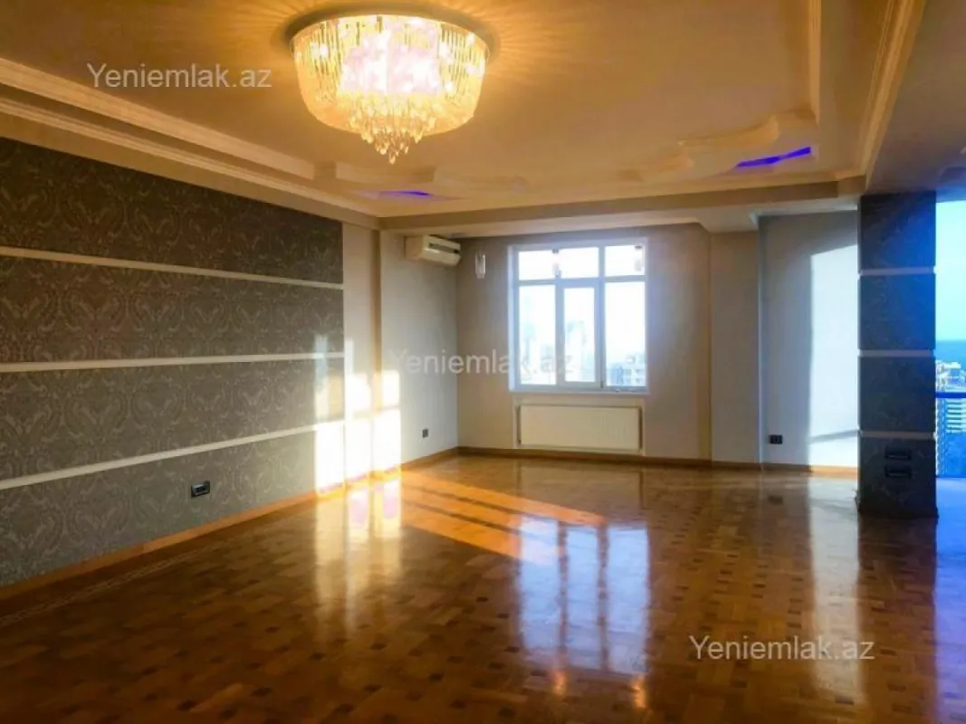 Satılır 4 otaqlı yeni tikili 220 m²