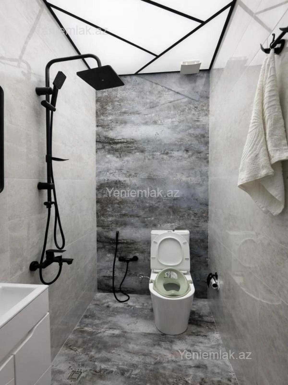 Satılır 3 otaqlı yeni tikili 158 m²