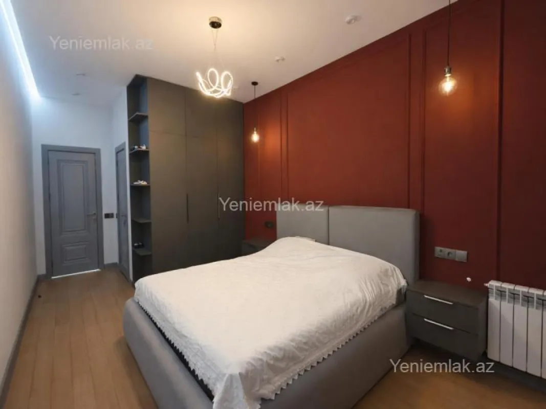 Satılır 3 otaqlı yeni tikili 158 m²