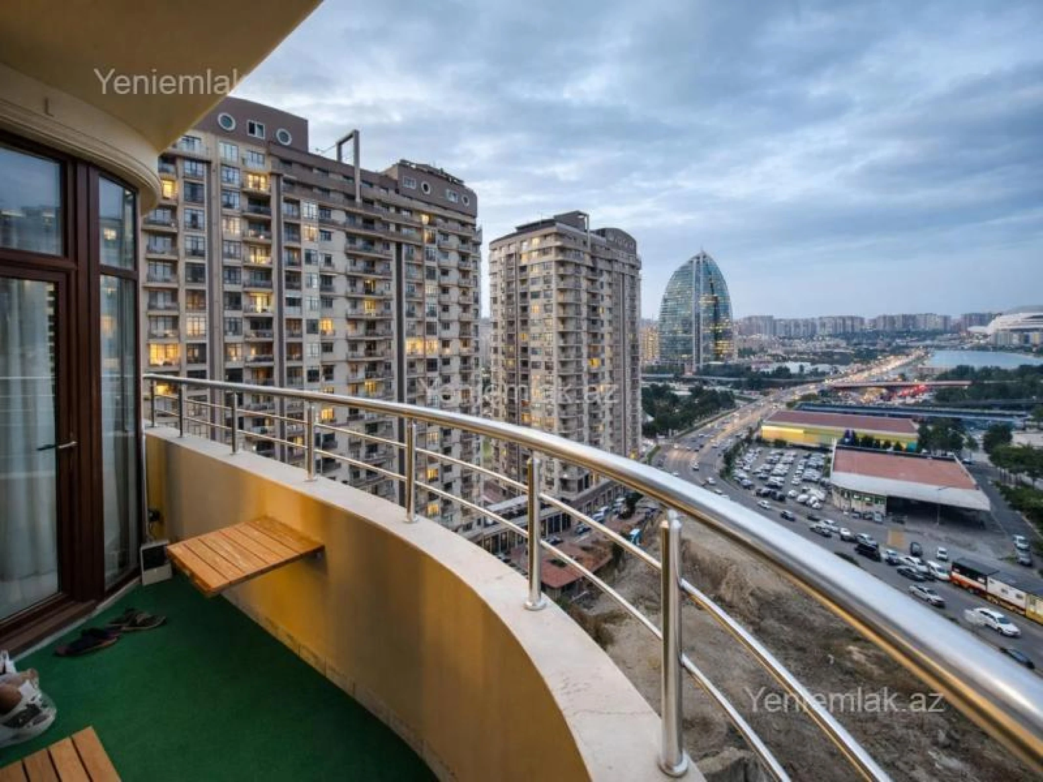 Satılır 3 otaqlı yeni tikili 158 m²