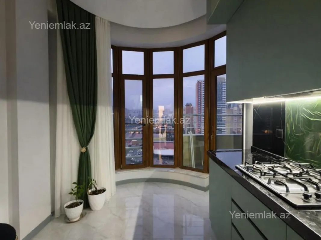 Satılır 3 otaqlı yeni tikili 158 m²