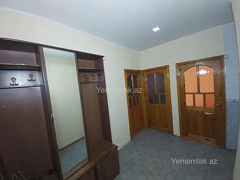 Satılır 3 otaqlı köhnə tikili 85 m²