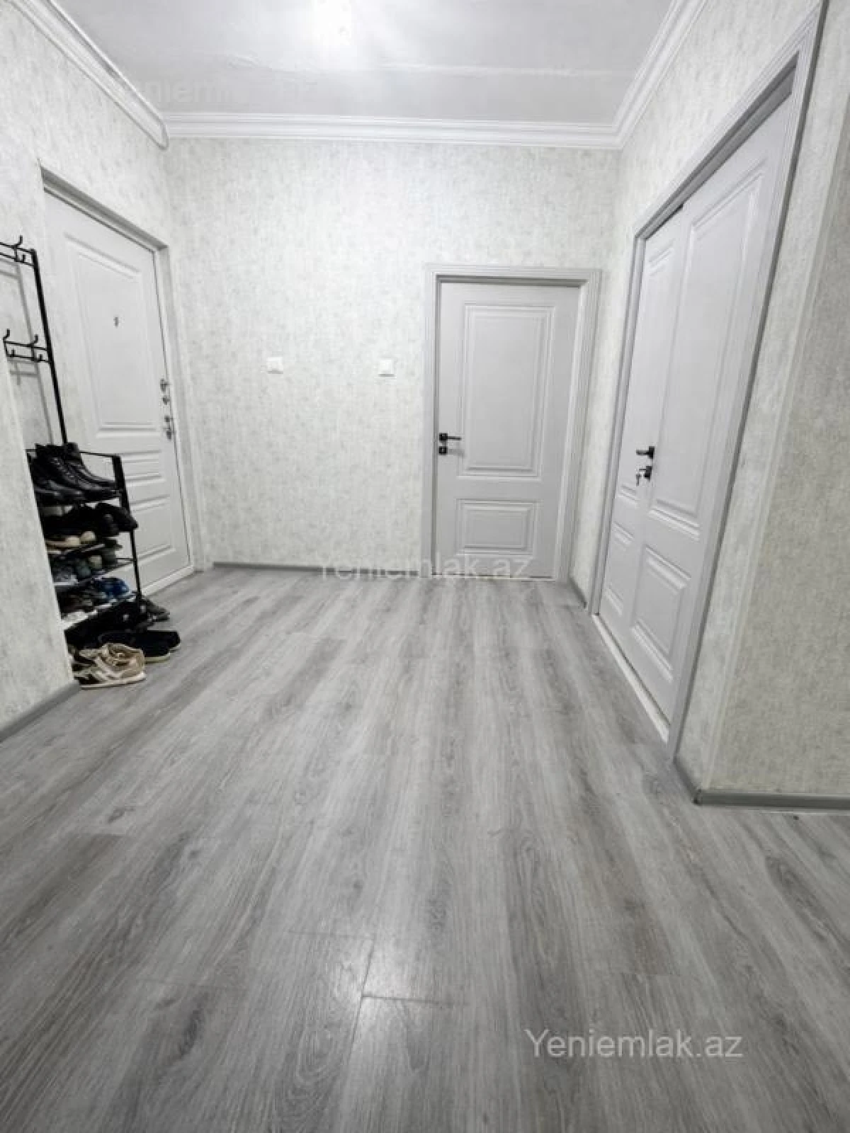 Satılır 4 otaqlı köhnə tikili 110 m²