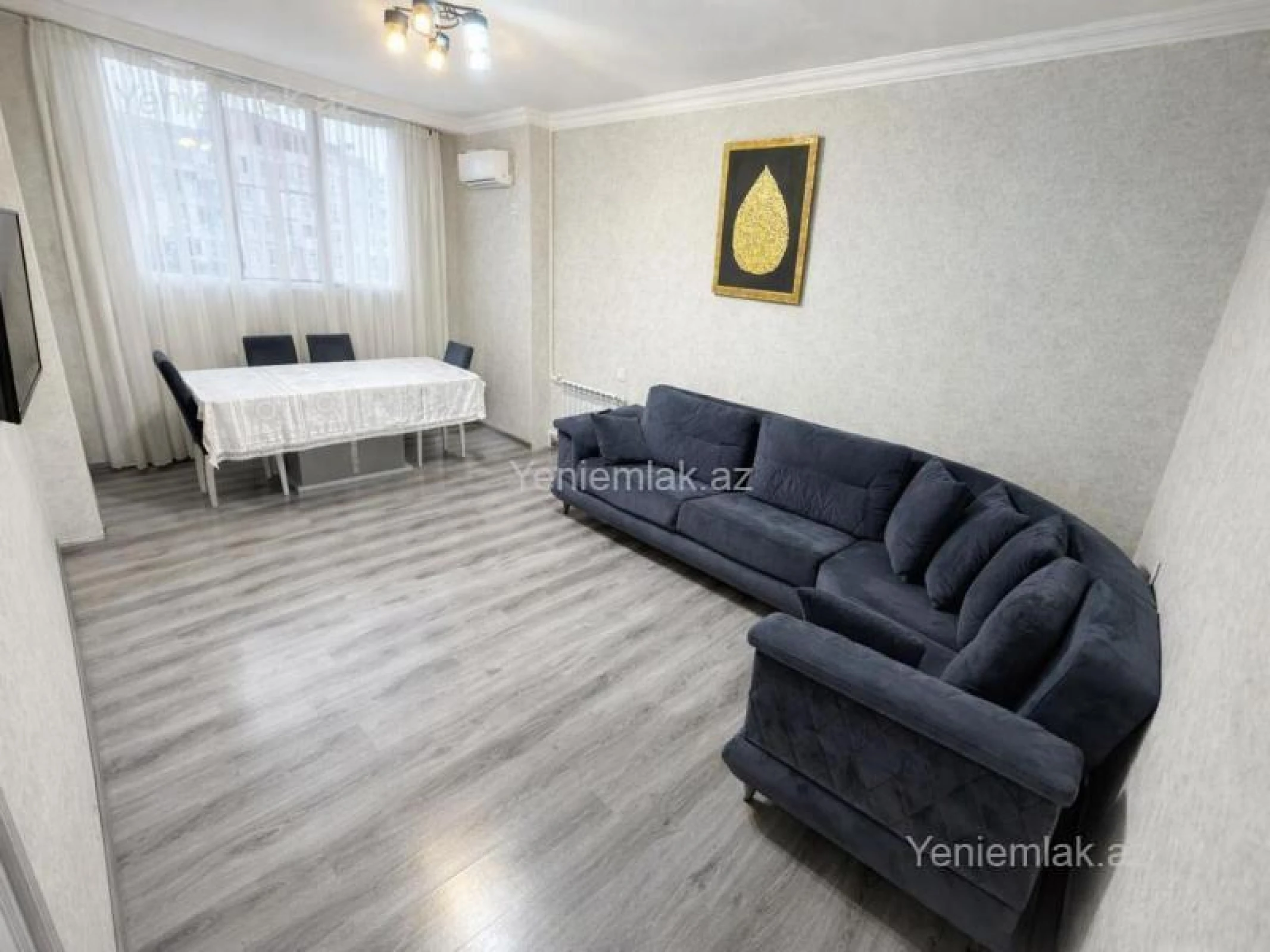 Satılır 4 otaqlı köhnə tikili 110 m²