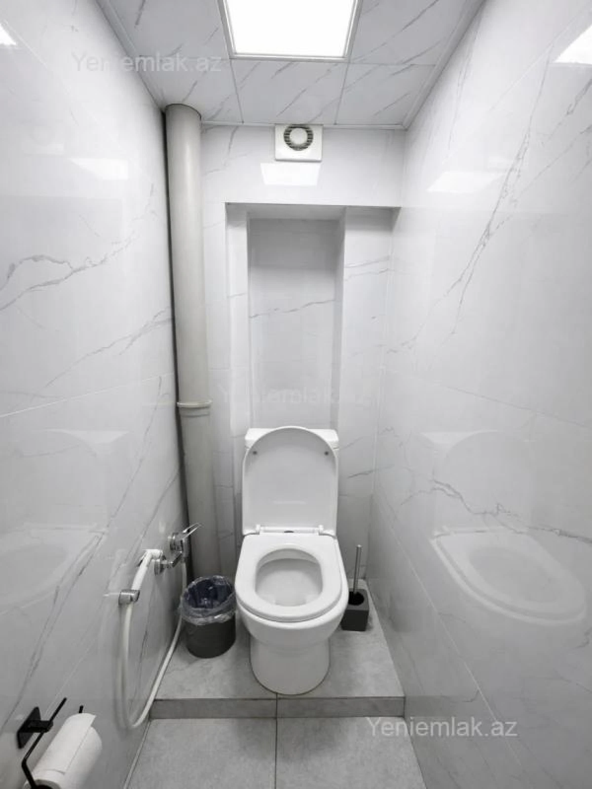 Satılır 4 otaqlı köhnə tikili 110 m²