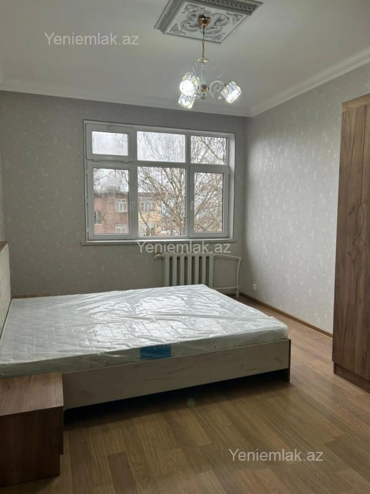 Satılır 2 otaqlı köhnə tikili 60 m²