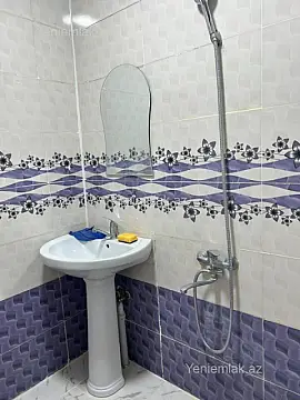 Satılır 2 otaqlı köhnə tikili 60 m²