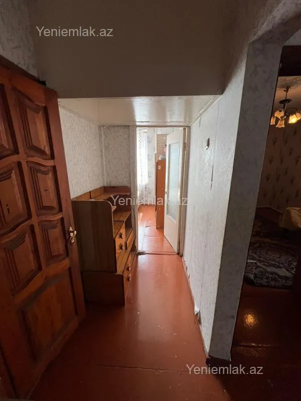 Satılır 3 otaqlı köhnə tikili 55 m²