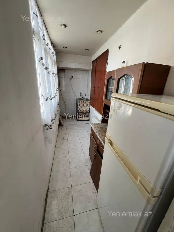 Satılır 3 otaqlı köhnə tikili 55 m²