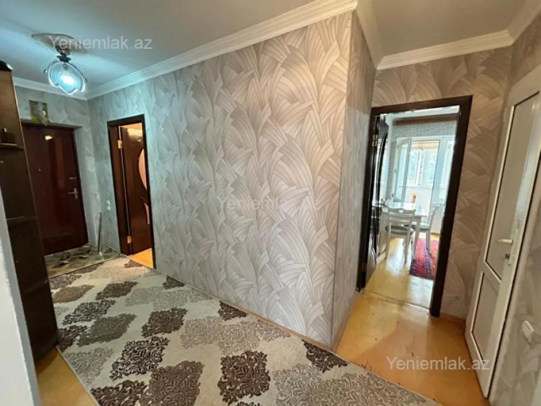 Satılır 3 otaqlı köhnə tikili 80 m²