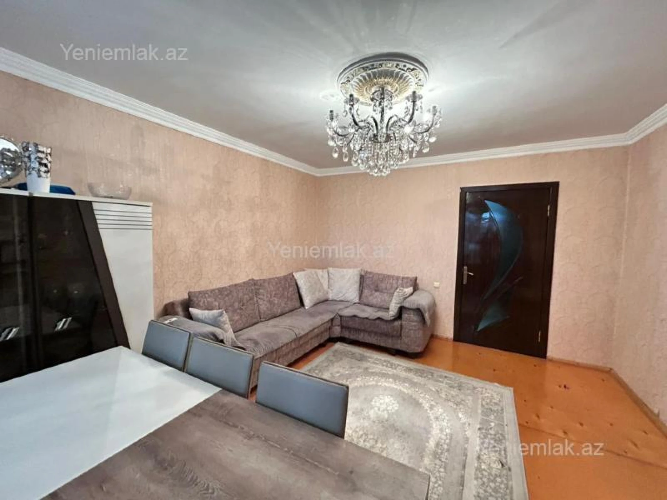 Satılır 3 otaqlı köhnə tikili 80 m²