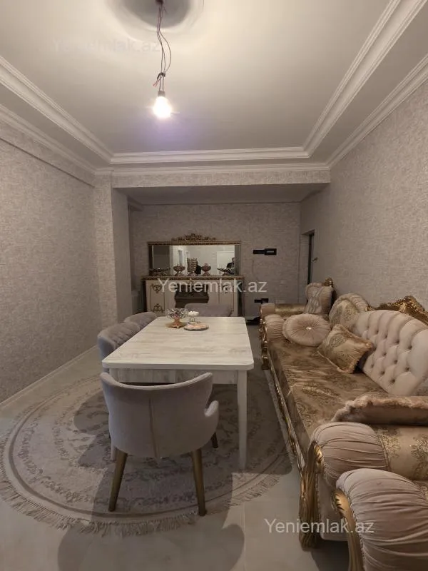 Satılır 2 otaqlı yeni tikili 81 m²