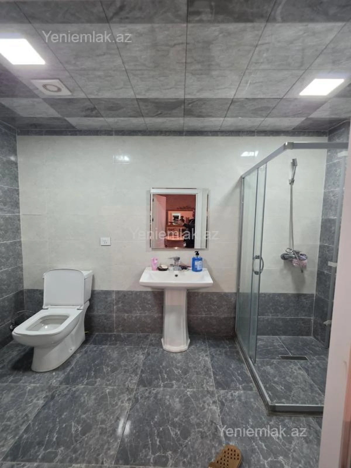 Satılır 2 otaqlı yeni tikili 81 m²