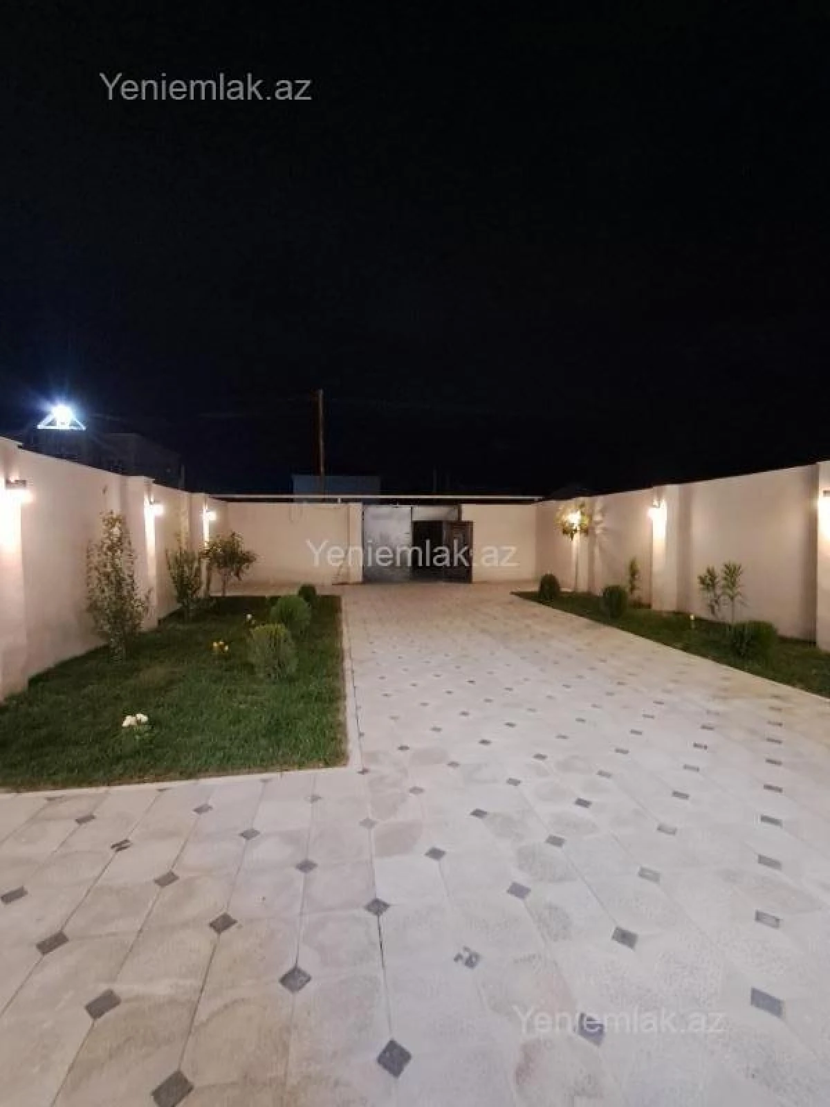 Satılır 4 otaqlı həyət evi 115 m²