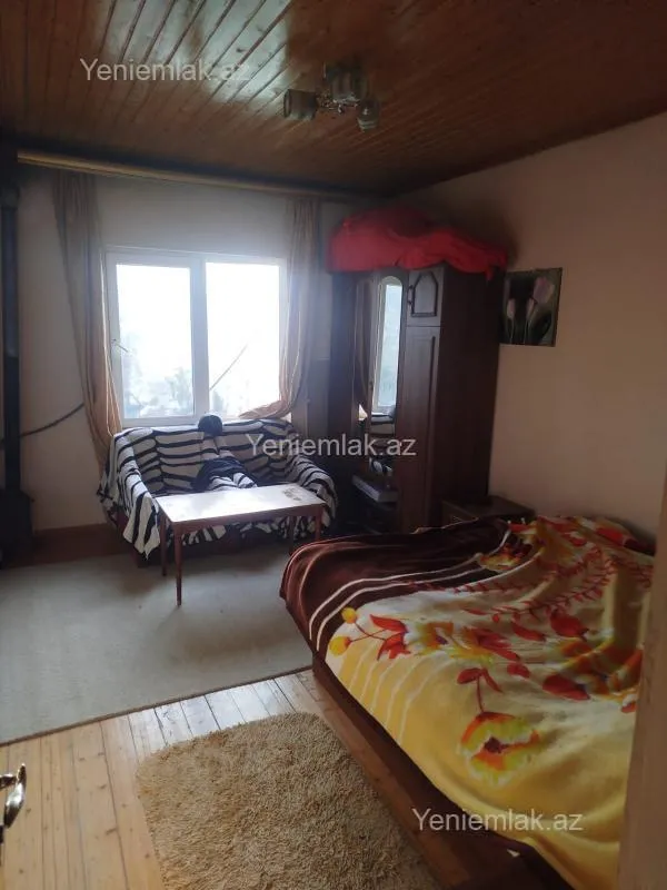 Satılır 4 otaqlı həyət evi 120 m²