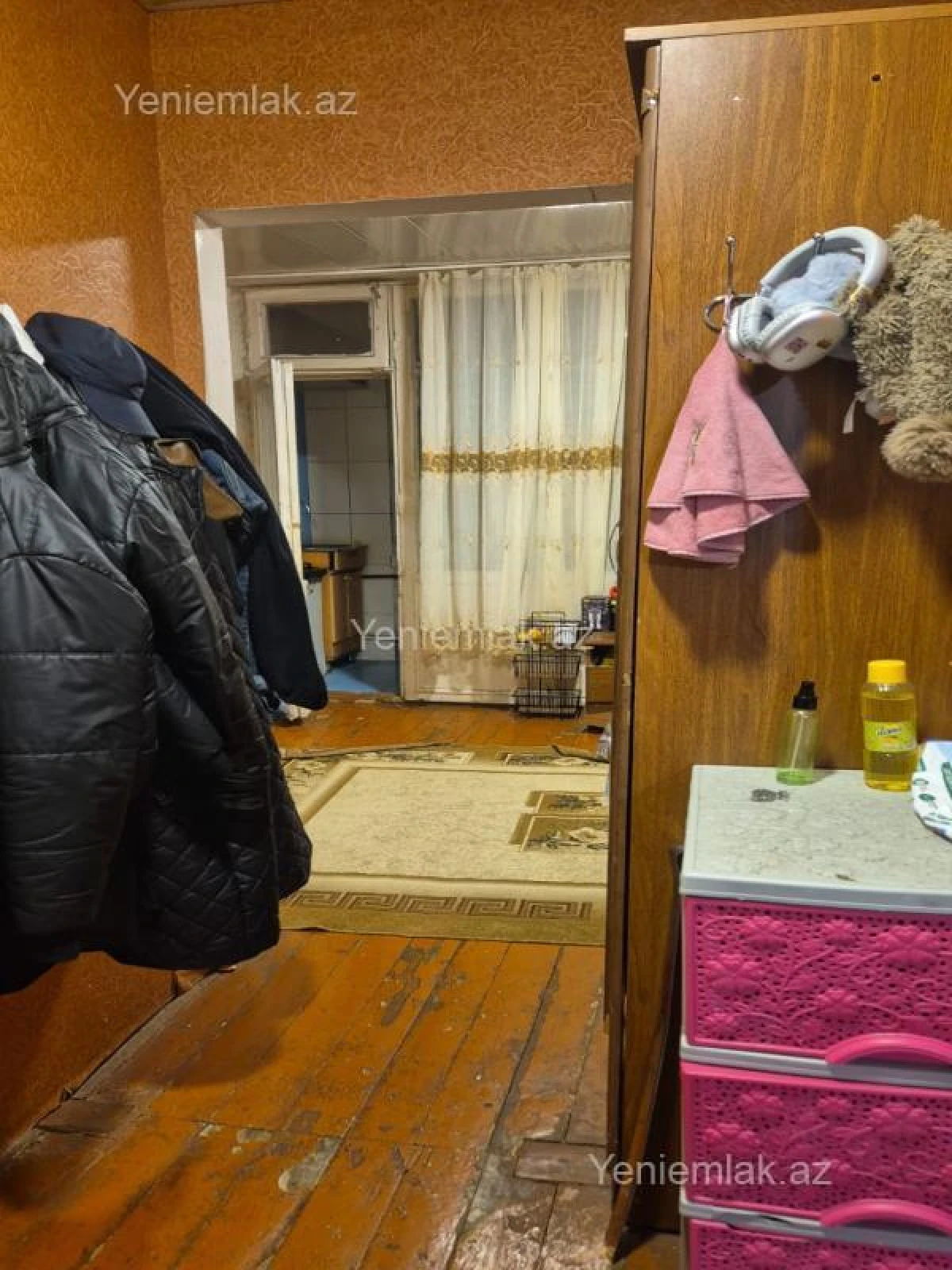 Satılır 2 otaqlı köhnə tikili 55 m²