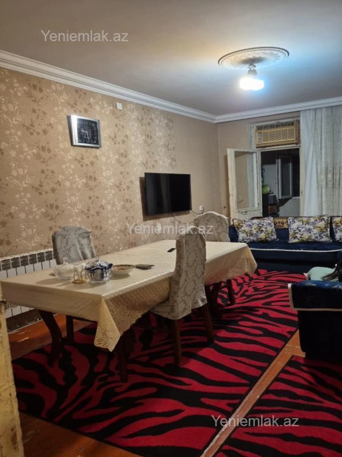 Satılır 2 otaqlı köhnə tikili 55 m²