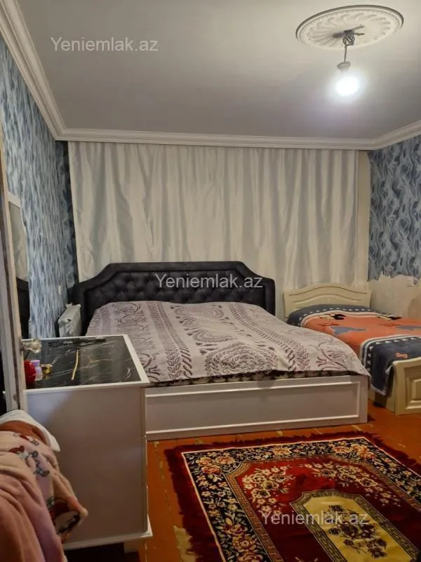 Satılır 2 otaqlı köhnə tikili 55 m²