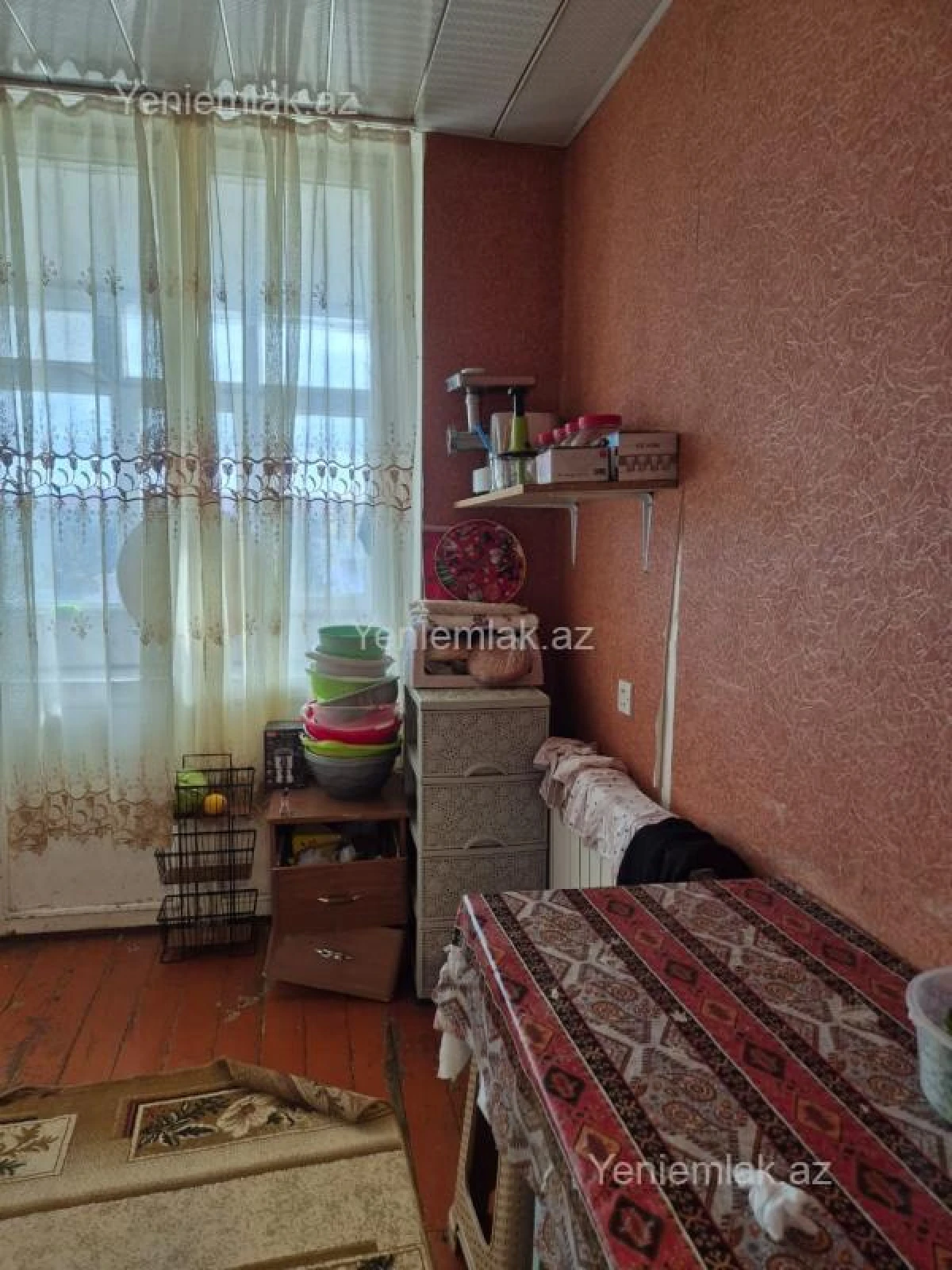 Satılır 2 otaqlı köhnə tikili 55 m²