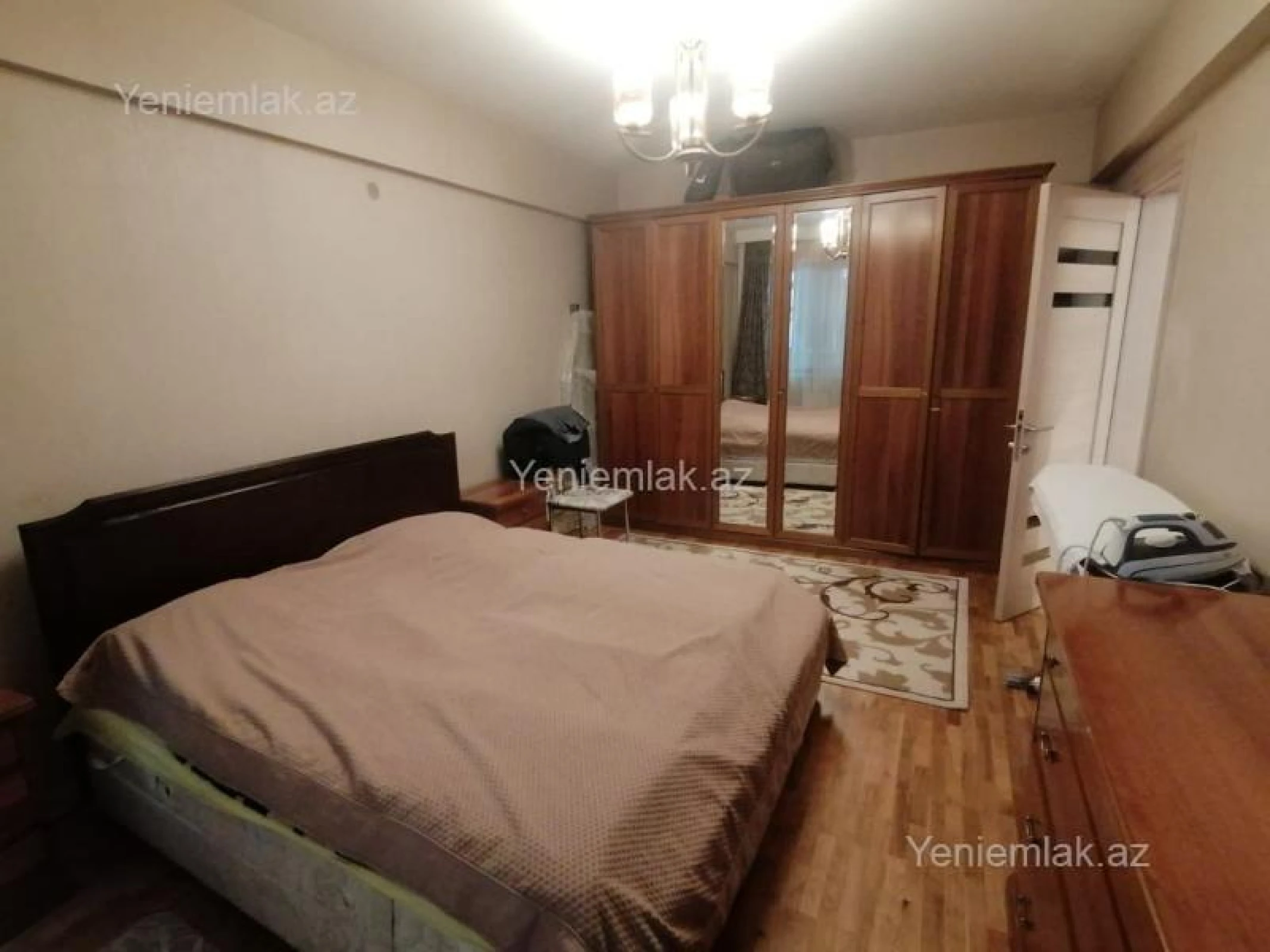 Satılır 3 otaqlı köhnə tikili 85 m²